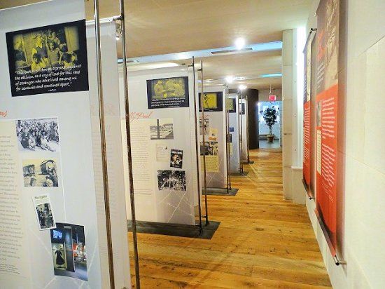 Museum of History and Holocaust Education